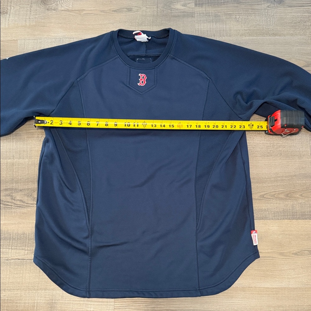 Boston Red Sox’s Navy Long Sleeve Pullover Sweatshirt - Picture 8 of 10